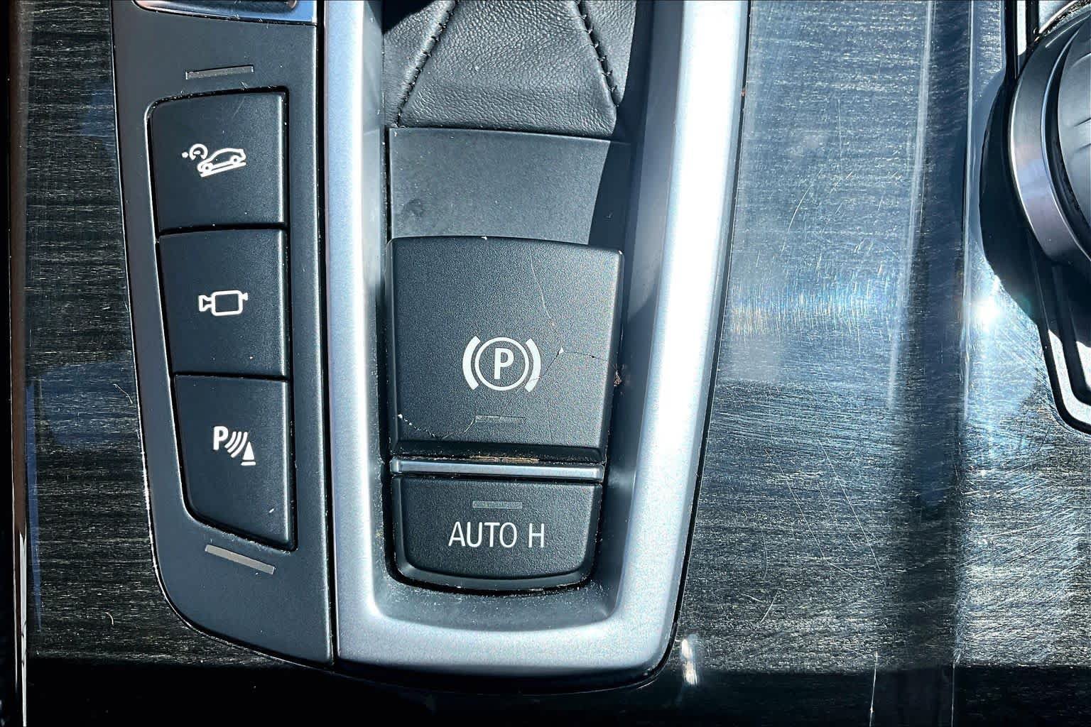 Used 2017 BMW X4 M40i AWD/4WD image 34
