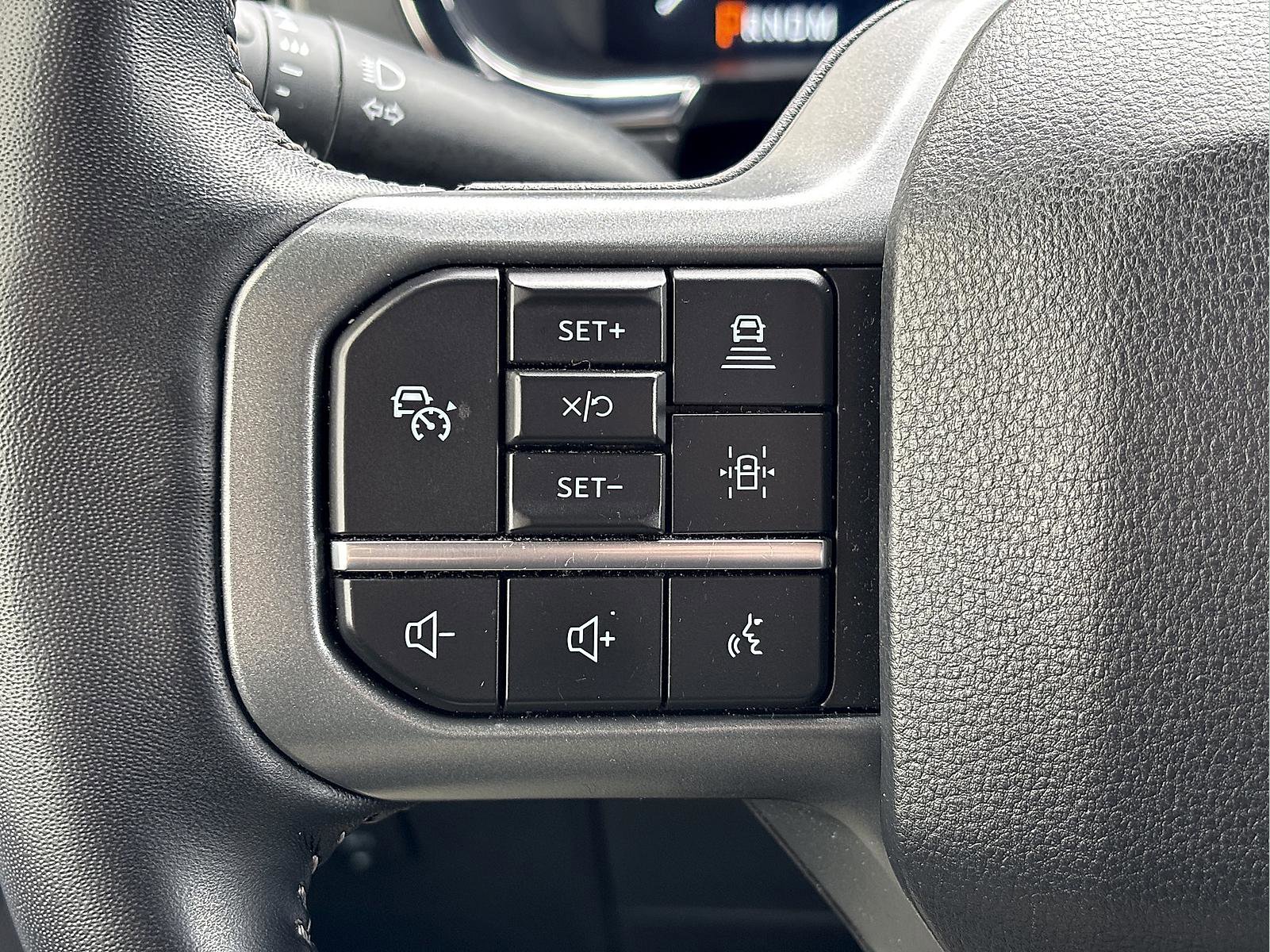 Used 2022 Ford F150 Lariat image 36