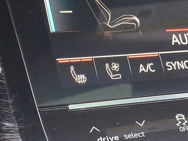 Used 2024 Audi Q8 e-tron Prestige w/ Prestige Package image 29