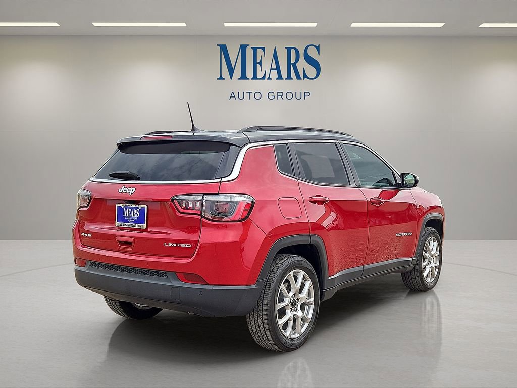 Used 2025 Jeep Compass Limited AWD/4WD image 5