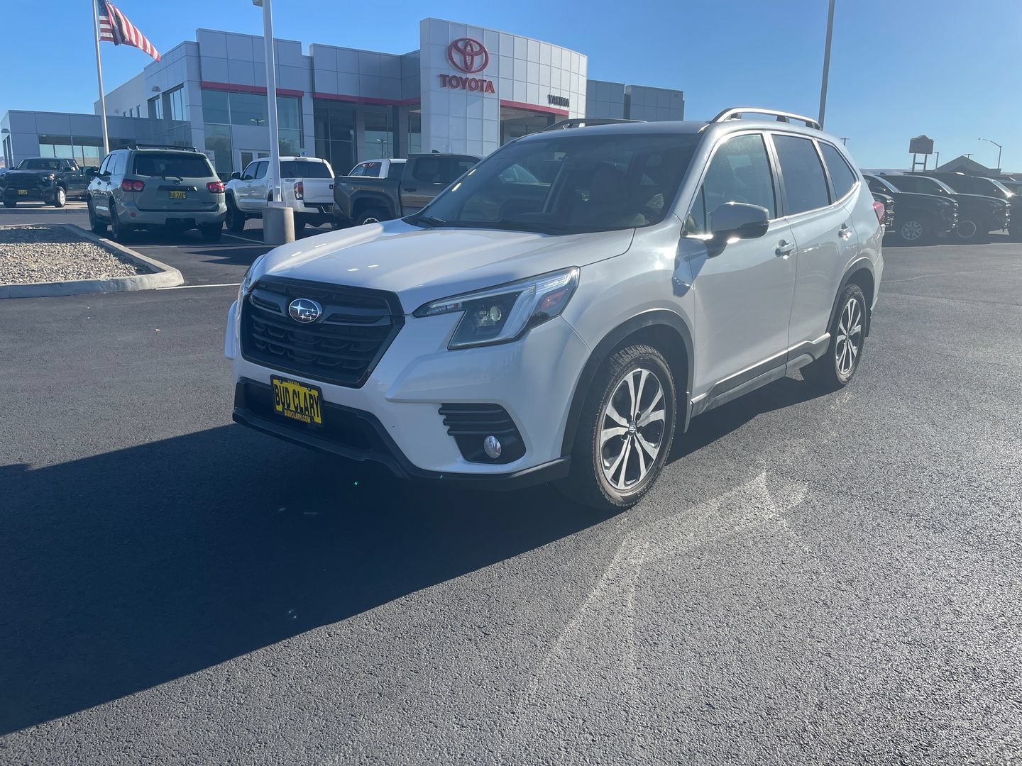 Used 2022 Subaru Forester Limited AWD/4WD image 7