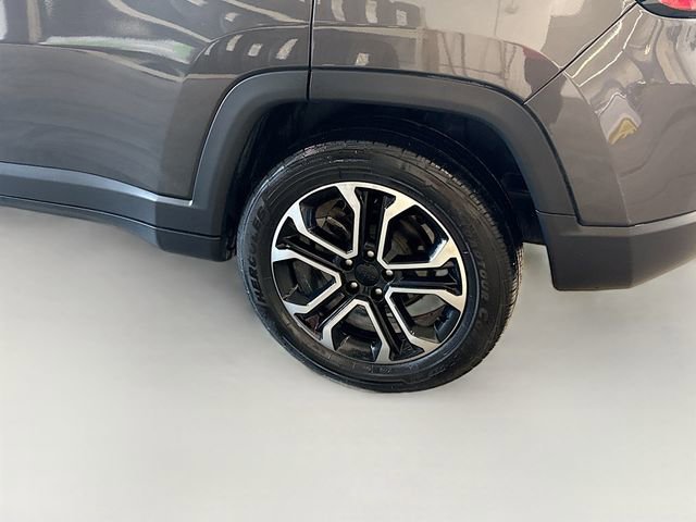 Used 2022 Jeep Compass Limited image 30