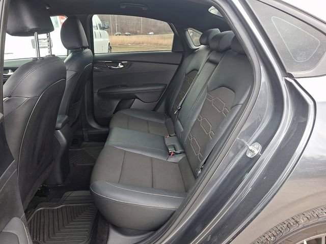 Used 2024 Kia Forte GT-Line image 17