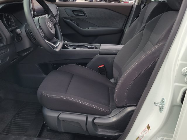 Used 2023 Nissan Rogue S AWD/4WD image 9