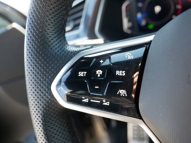 Certified 2023 Volkswagen Tiguan SEL R-Line image 25