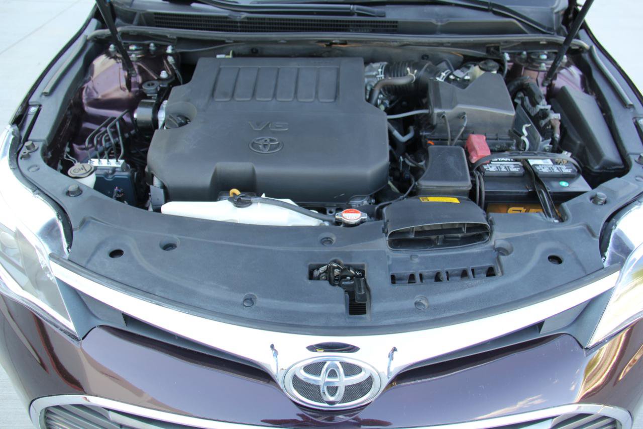 Used 2016 Toyota Avalon XLE Premium FWD image 36