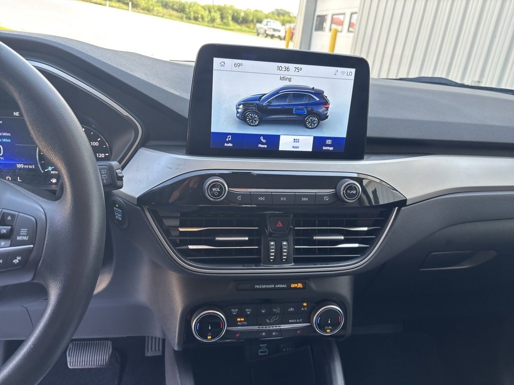 Used 2022 Ford Escape SE image 17