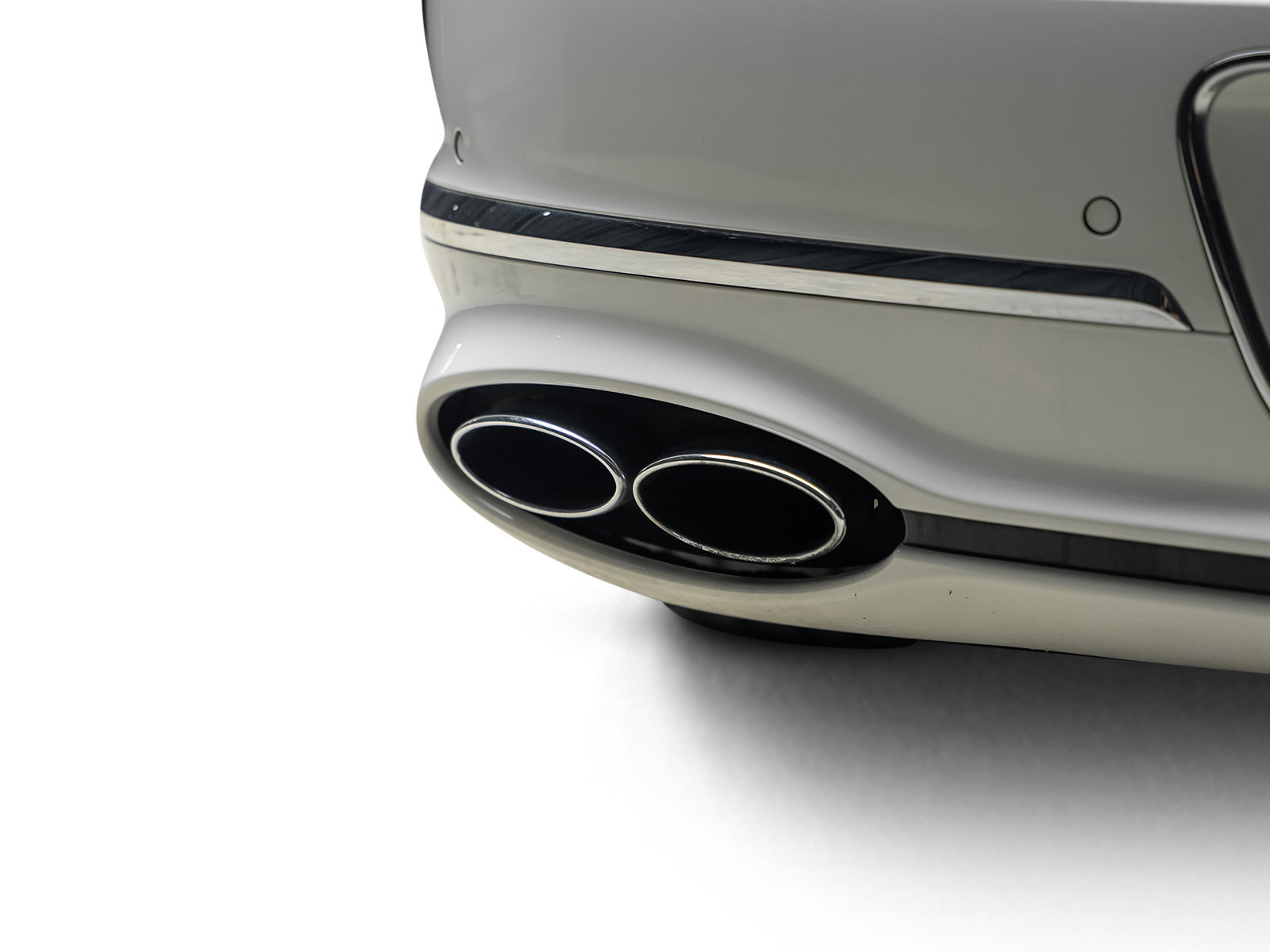 Used 2022 Bentley Flying Spur Plug-In Hybrid AWD/4WD image 15