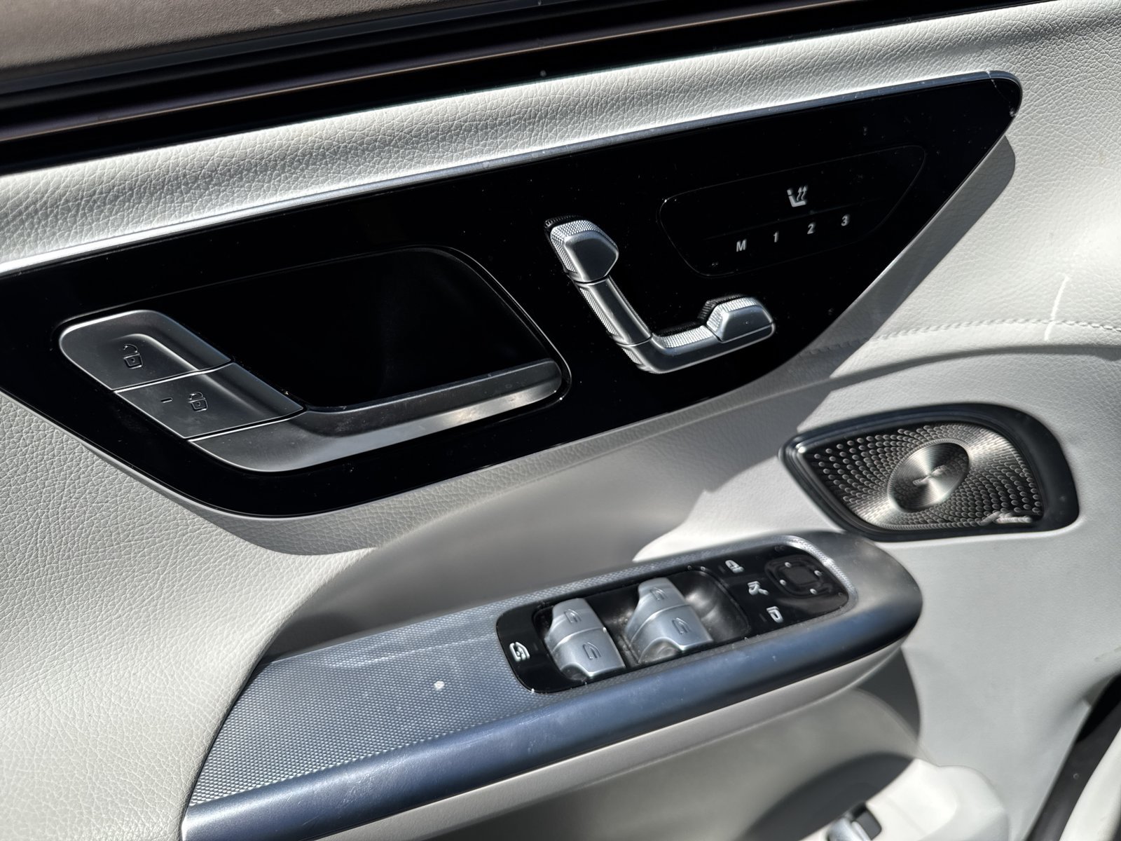 Used 2023 Mercedes-Benz EQE 350+ 4MATIC SUV image 19