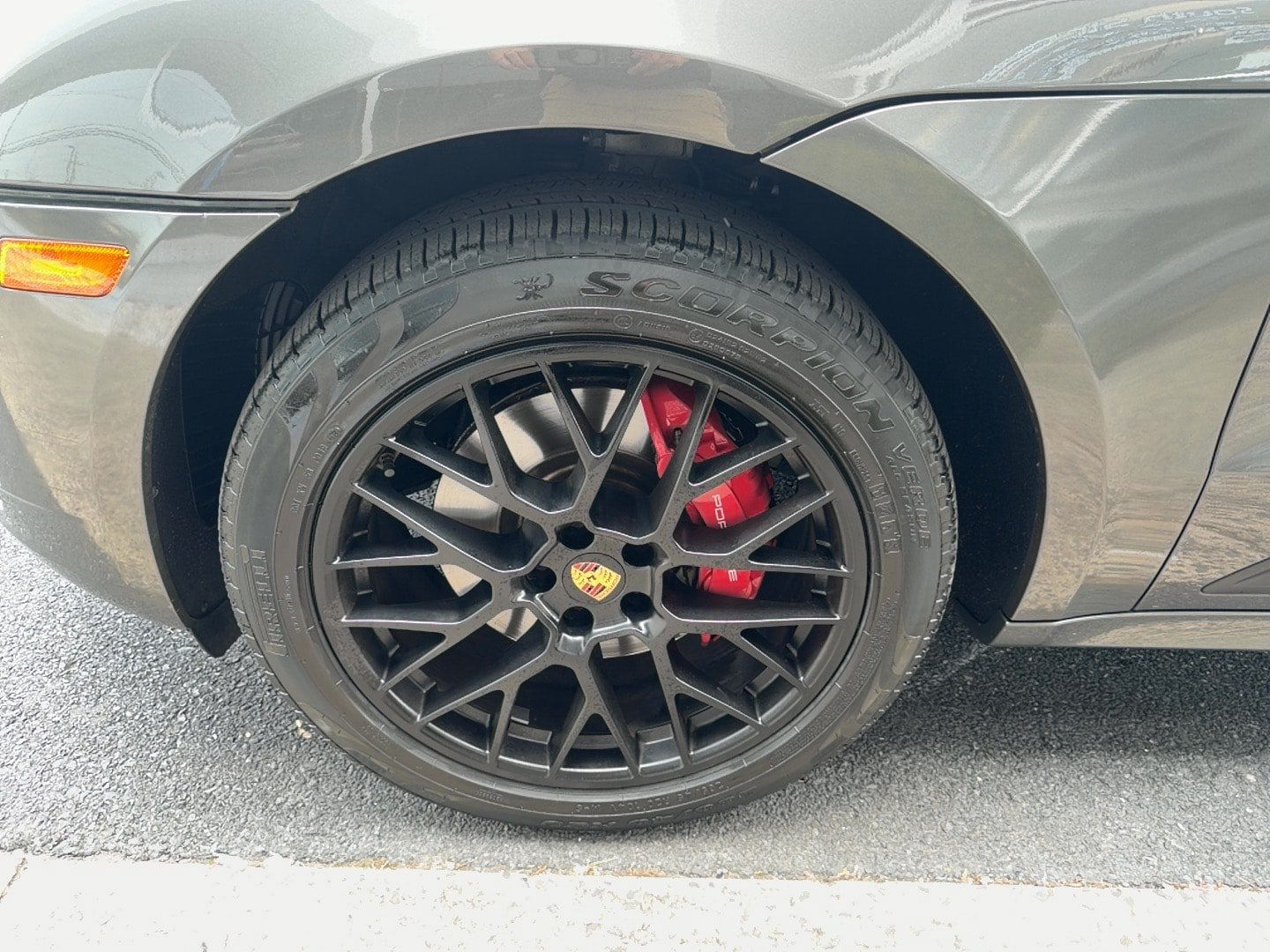 Used 2018 Porsche Macan GTS AWD/4WD image 31