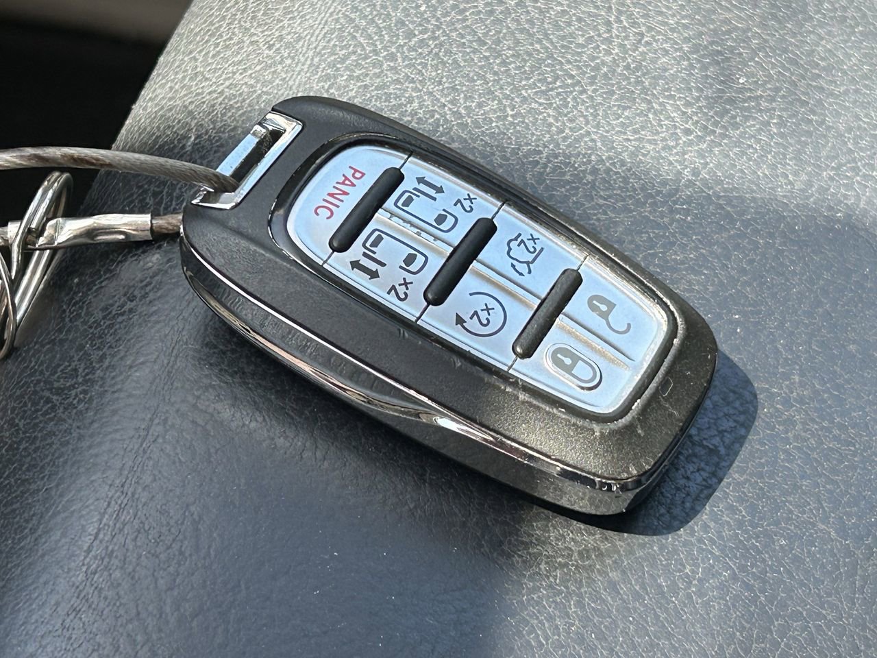 Used 2022 Chrysler Pacifica Touring-L FWD image 10