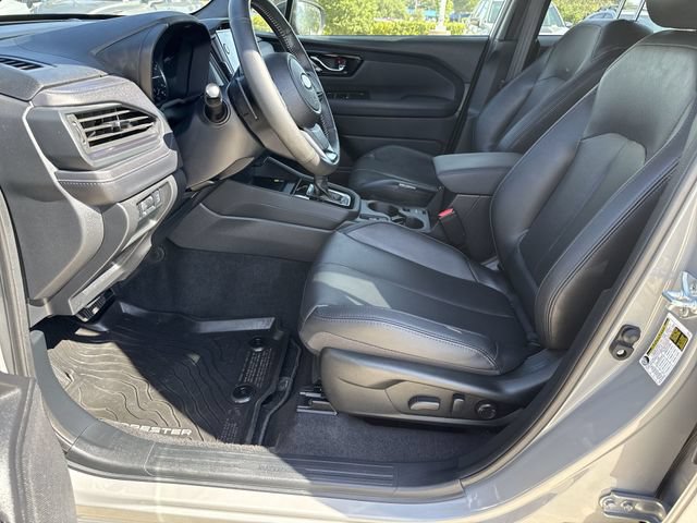 Used 2025 Subaru Forester Limited AWD/4WD image 17