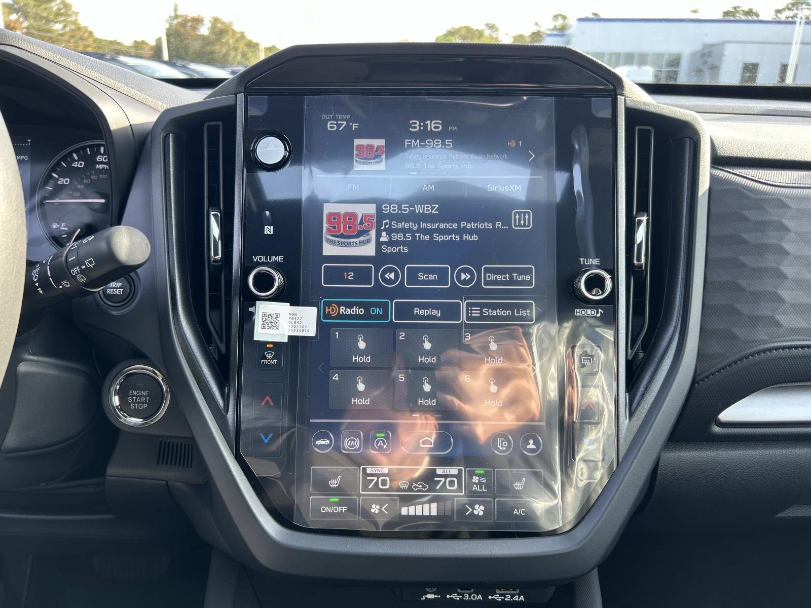 Used 2025 Subaru Forester Premium image 11