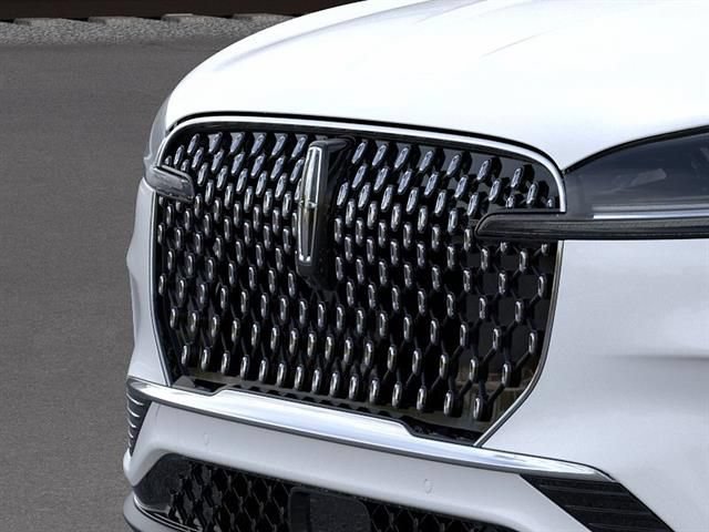 New 2026 Lincoln Aviator AWD image 17