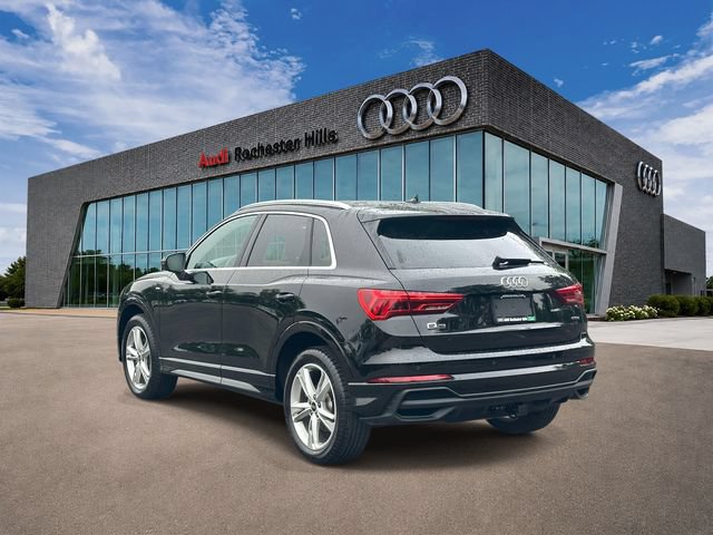 Used 2023 Audi Q3 2.0T Premium Plus w/ Premium Plus Package AWD/4WD image 4