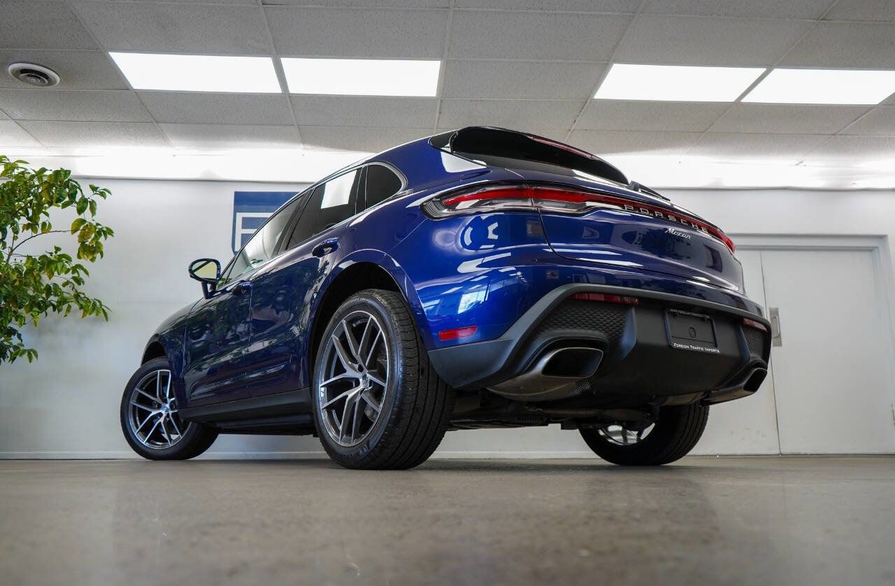 Used 2024 Porsche Macan image 20
