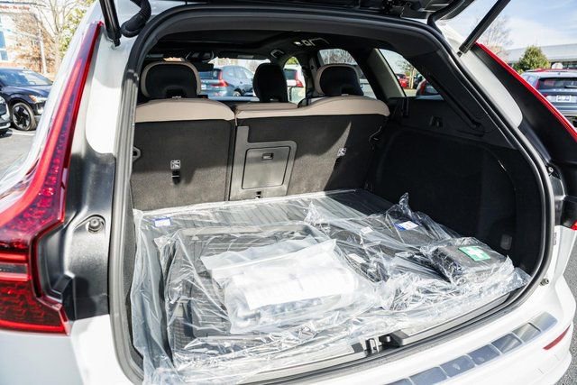 New 2026 Volvo XC60 B5 Plus w/ Protection Package Premier image 10