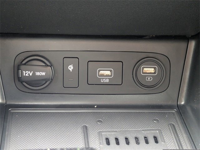 Used 2022 Hyundai Sonata Limited w/ Preferred Accessory Package image 23