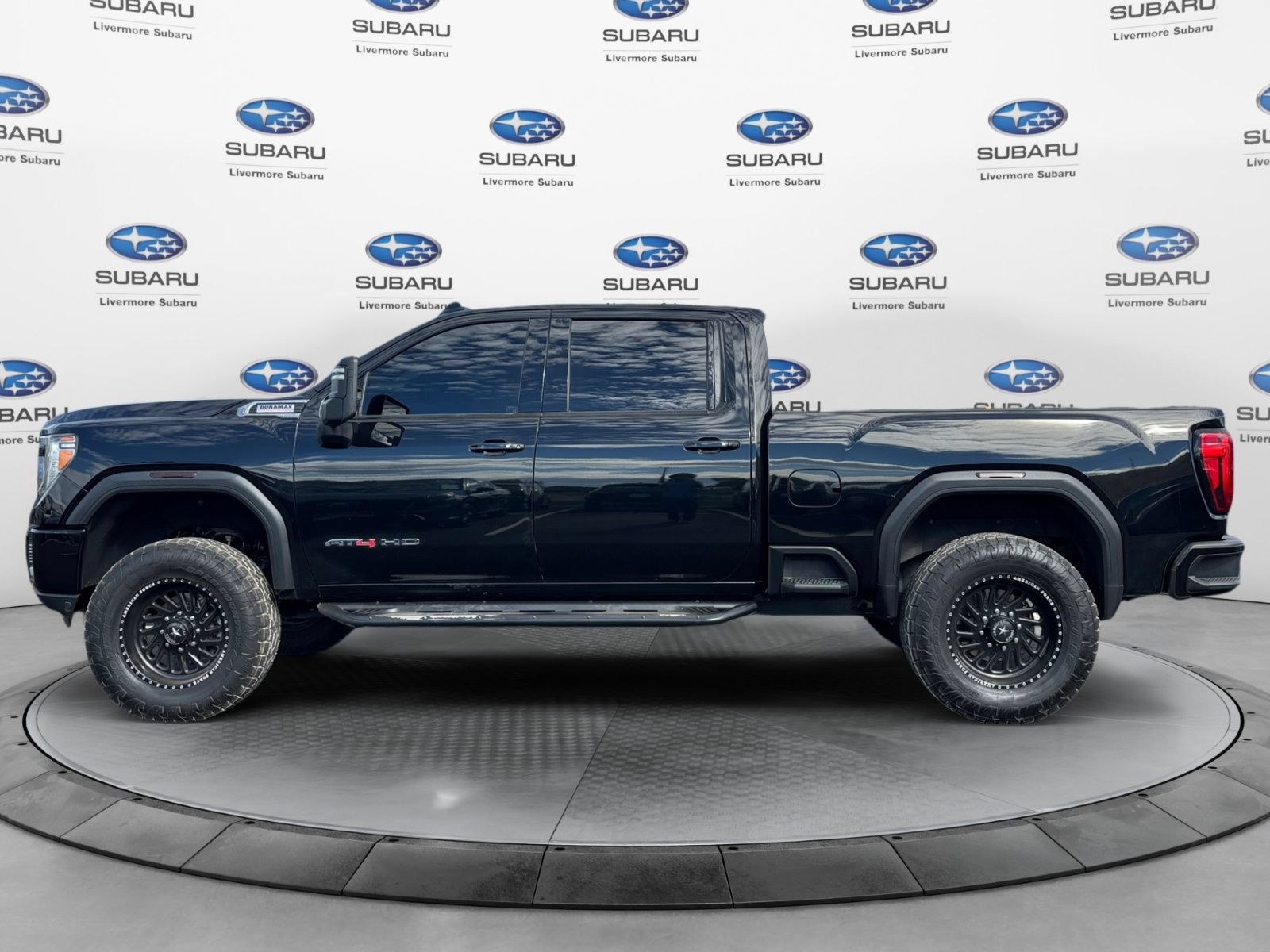 Used 2020 GMC Sierra 2500 AT4 w/ AT4 Premium Package AWD/4WD image 3