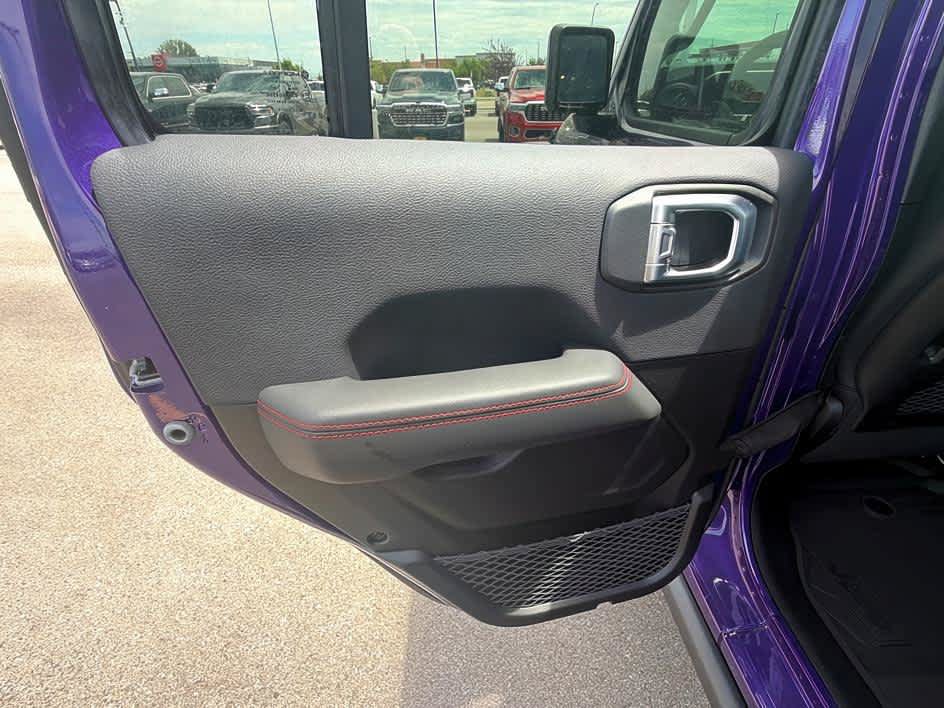 New 2026 Jeep Wrangler Unlimited Rubicon AWD/4WD image 17