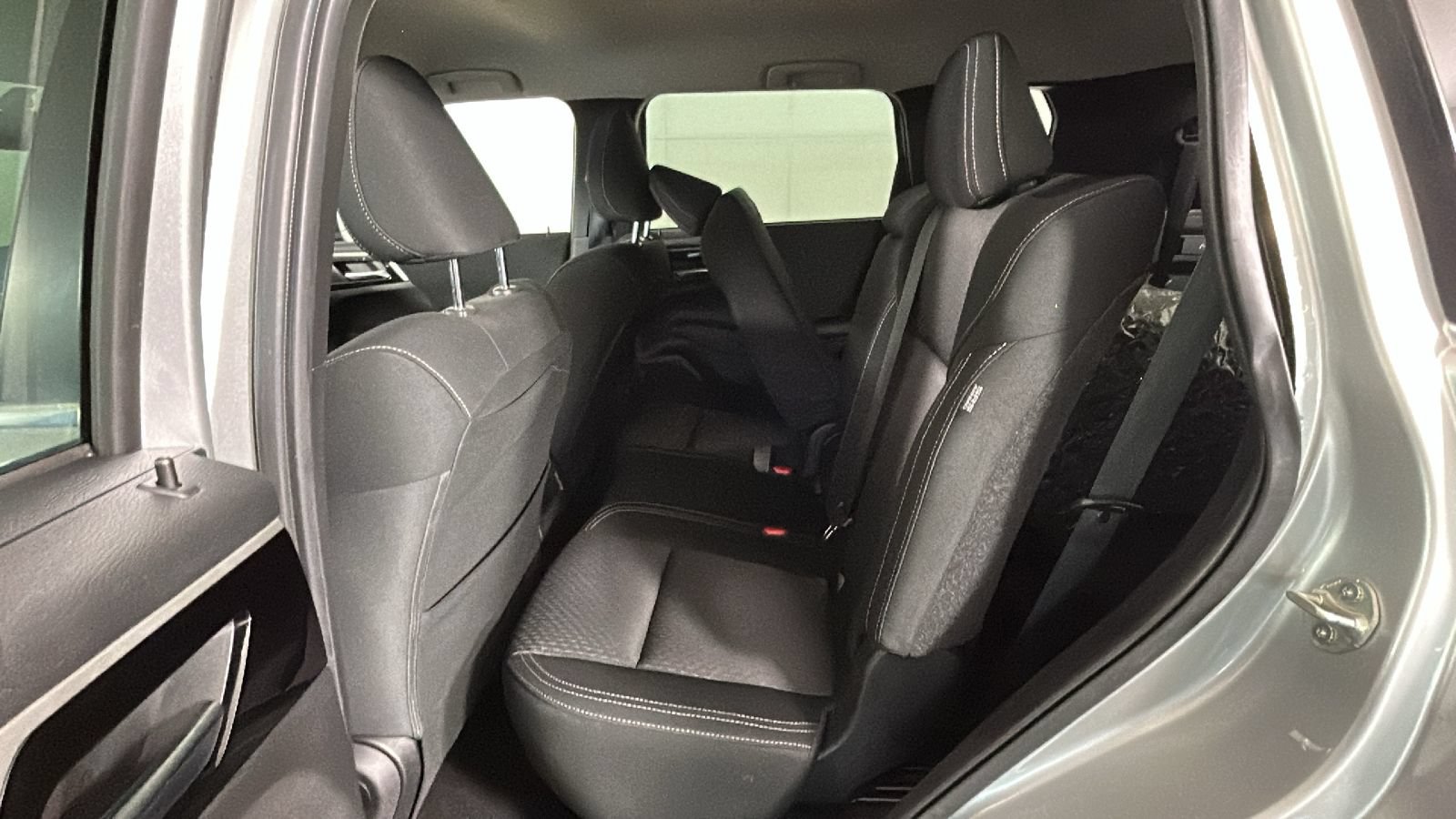 Used 2022 Mitsubishi Outlander ES AWD/4WD image 29