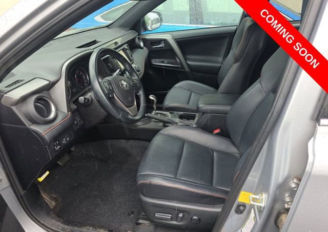 Used 2016 Toyota RAV4 SE w/ Advanced Technology Package AWD/4WD image 6