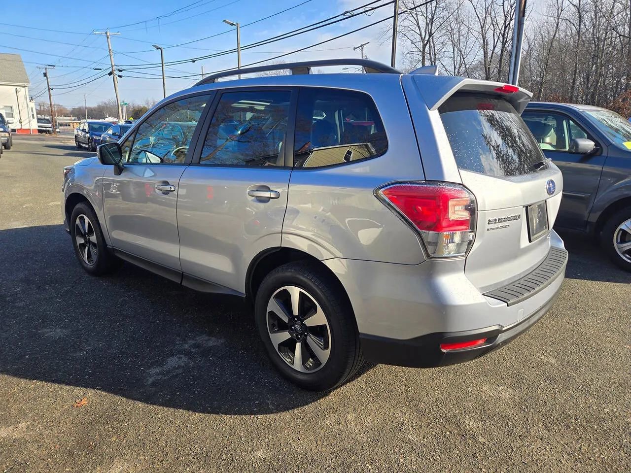 Used 2018 Subaru Forester 2.5i Premium w/ All-Weather Package image 38