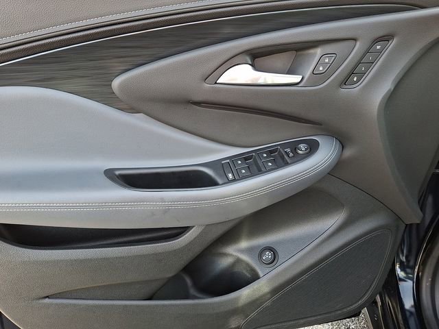 Used 2020 Buick Envision Essence w/ Experience Buick Package image 12