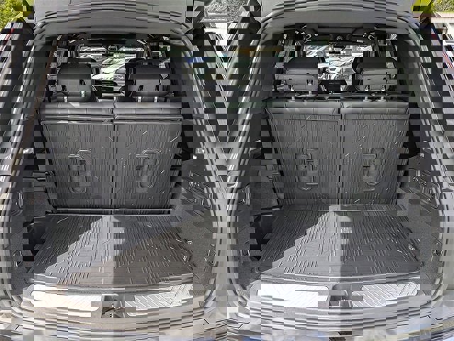 New 2026 Cadillac Vistiq Sport w/ LPO, Floor Liner Package image 12