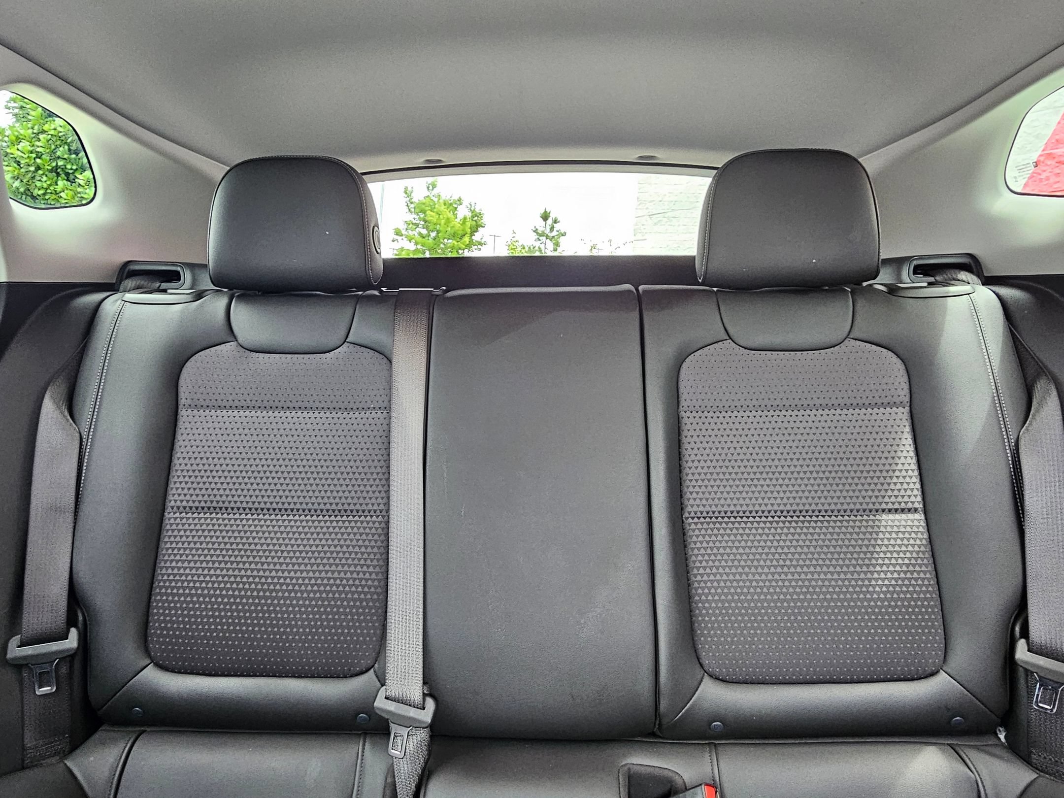 Used 2025 Chevrolet Trax LT w/ LT Convenience Package FWD image 25