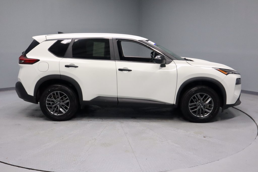 Certified 2023 Nissan Rogue S FWD image 12