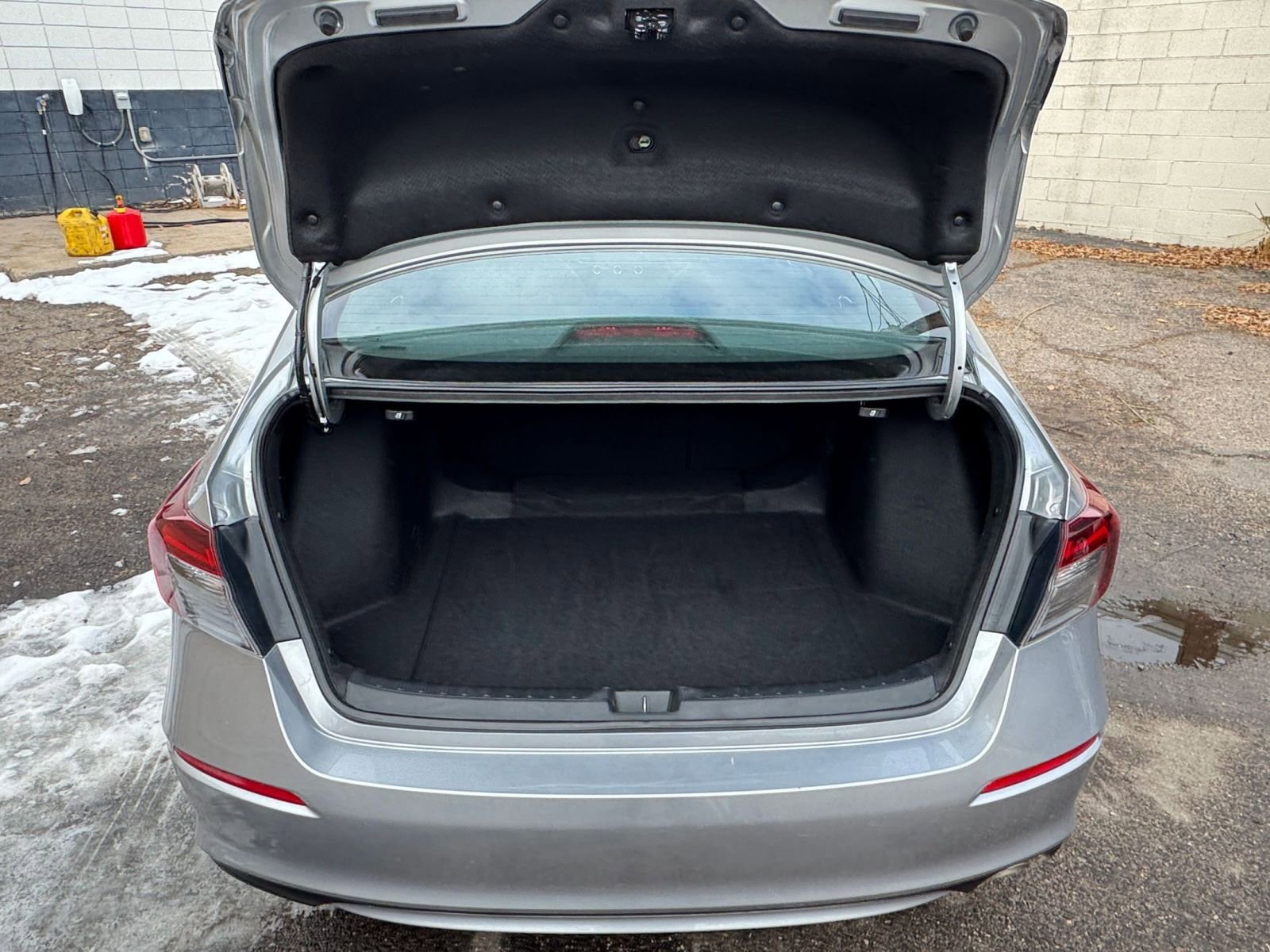 Used 2025 Honda Civic Sport image 29