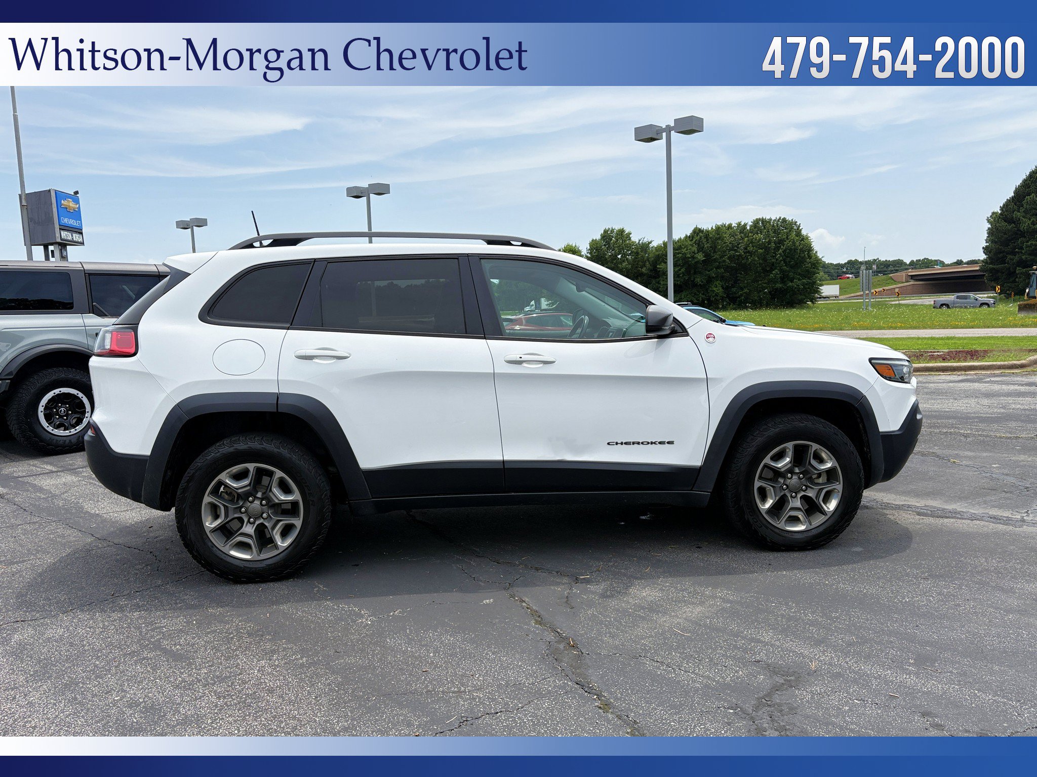 Used 2020 Jeep Cherokee Trailhawk w/ Comfort/Convenience Group AWD/4WD image 4