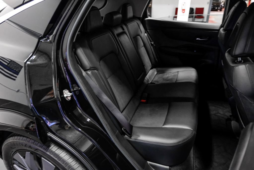 Used 2023 Nissan Ariya FWD image 34