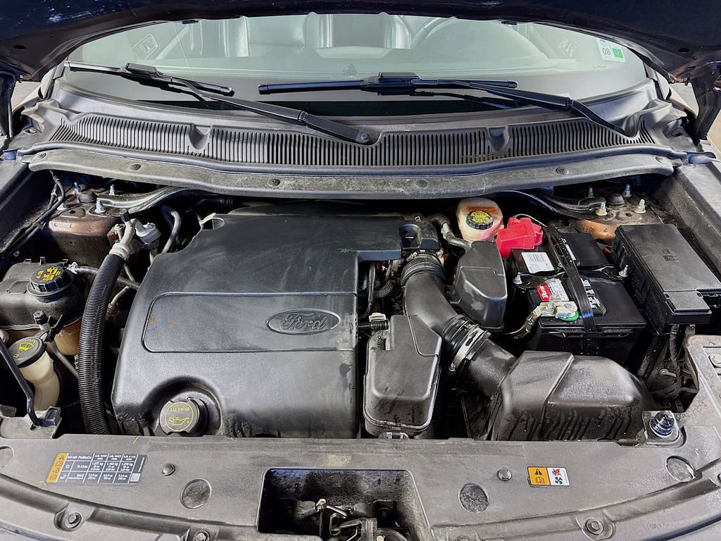 Used 2017 Ford Explorer XLT w/ Equipment Group 202A image 31