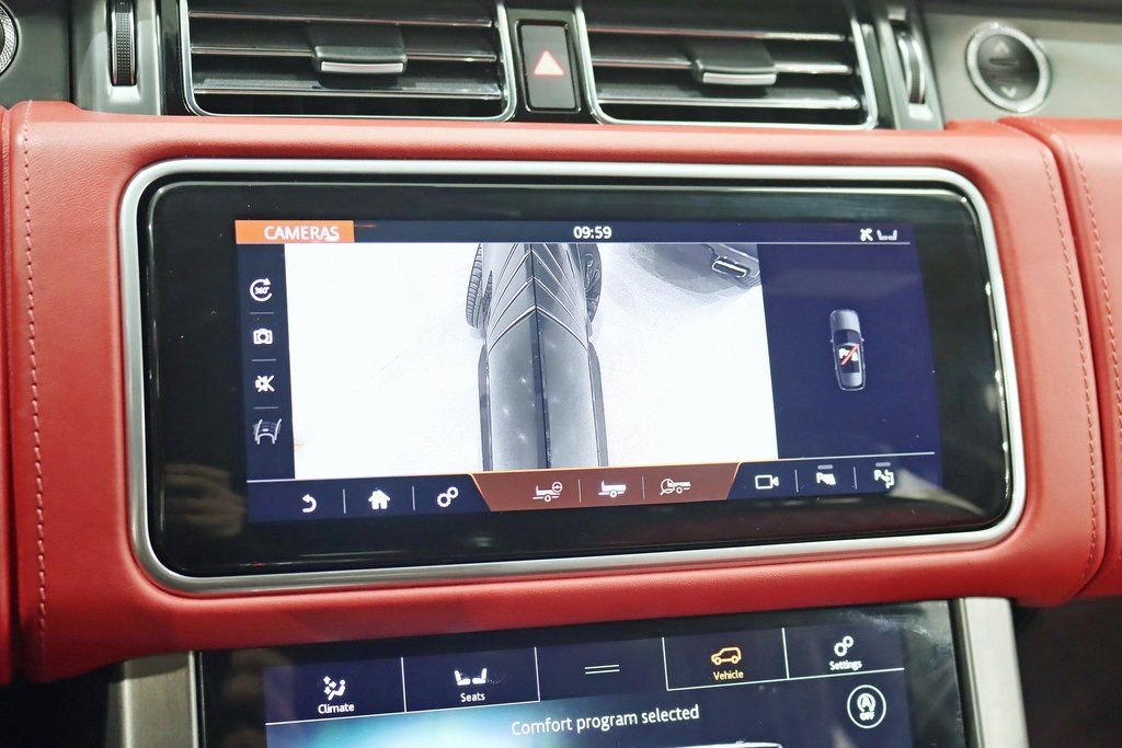 Used 2021 Land Rover Range Rover SV Autobiography Dynamic image 25