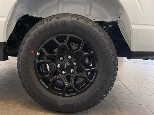 New 2025 Ford F150 XLT w/ Equipment Group 302A MID image 28