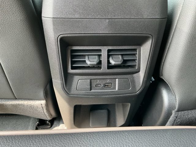 New 2026 GMC Canyon Denali AWD/4WD image 15