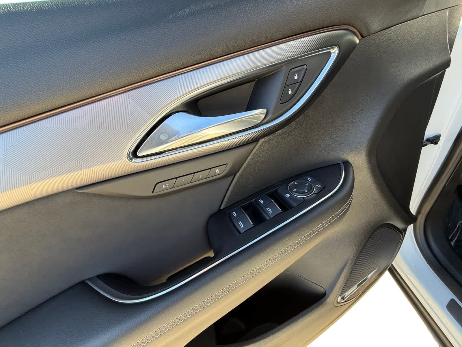 Used 2024 Buick Envision Sport Touring AWD/4WD image 10