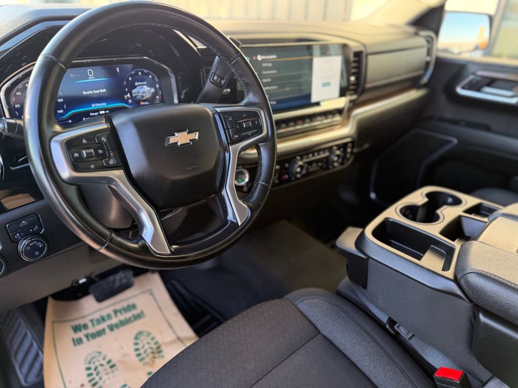 Used 2025 Chevrolet Silverado 1500 LT w/ Work Truck Package image 12
