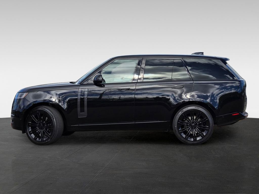 New 2026 Land Rover Range Rover SE image 3