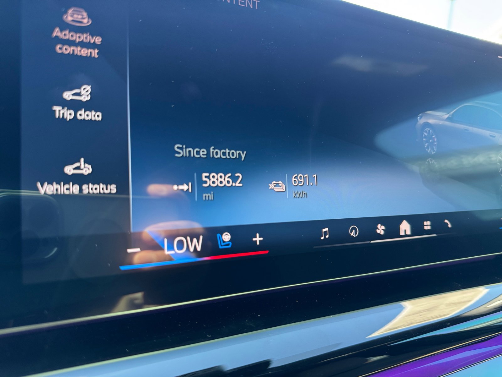 Used 2025 BMW i5 eDrive40i w/ M Sport Package image 11