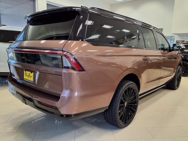 New 2025 Lincoln Navigator L Black Label w/ Black Label Special Edition AWD/4WD image 2