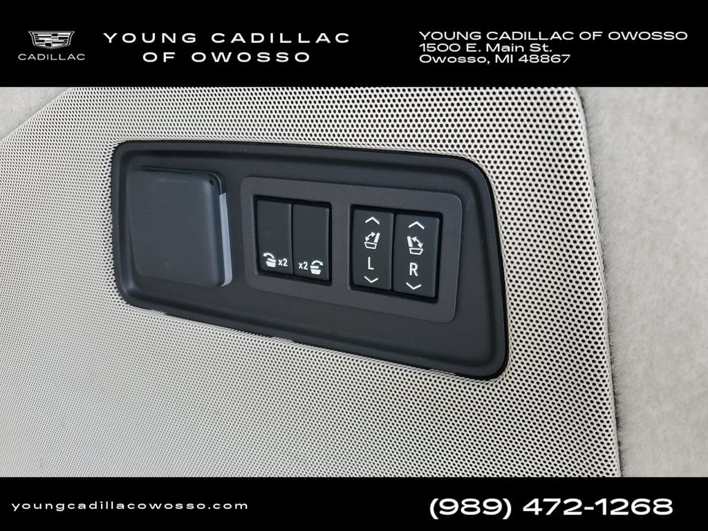 Used 2023 Cadillac Escalade Premium Luxury Platinum w/ Heavy-Duty Trailer Package AWD/4WD image 34