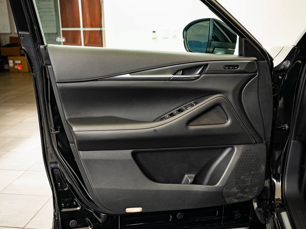 Used 2024 INFINITI QX60 Luxe image 23