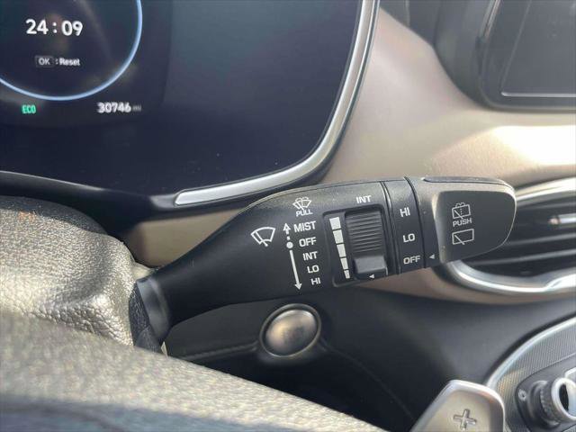 Used 2023 Hyundai Santa Fe SEL Premium image 24