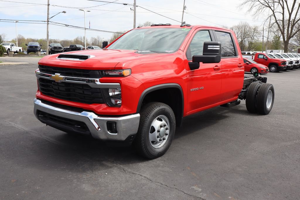 New 2026 Chevrolet Silverado 3500 LT AWD/4WD image 19