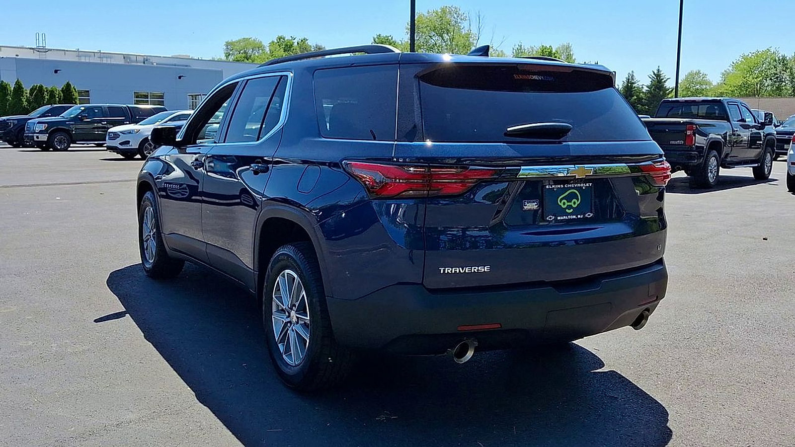 Certified 2023 Chevrolet Traverse LT FWD image 9