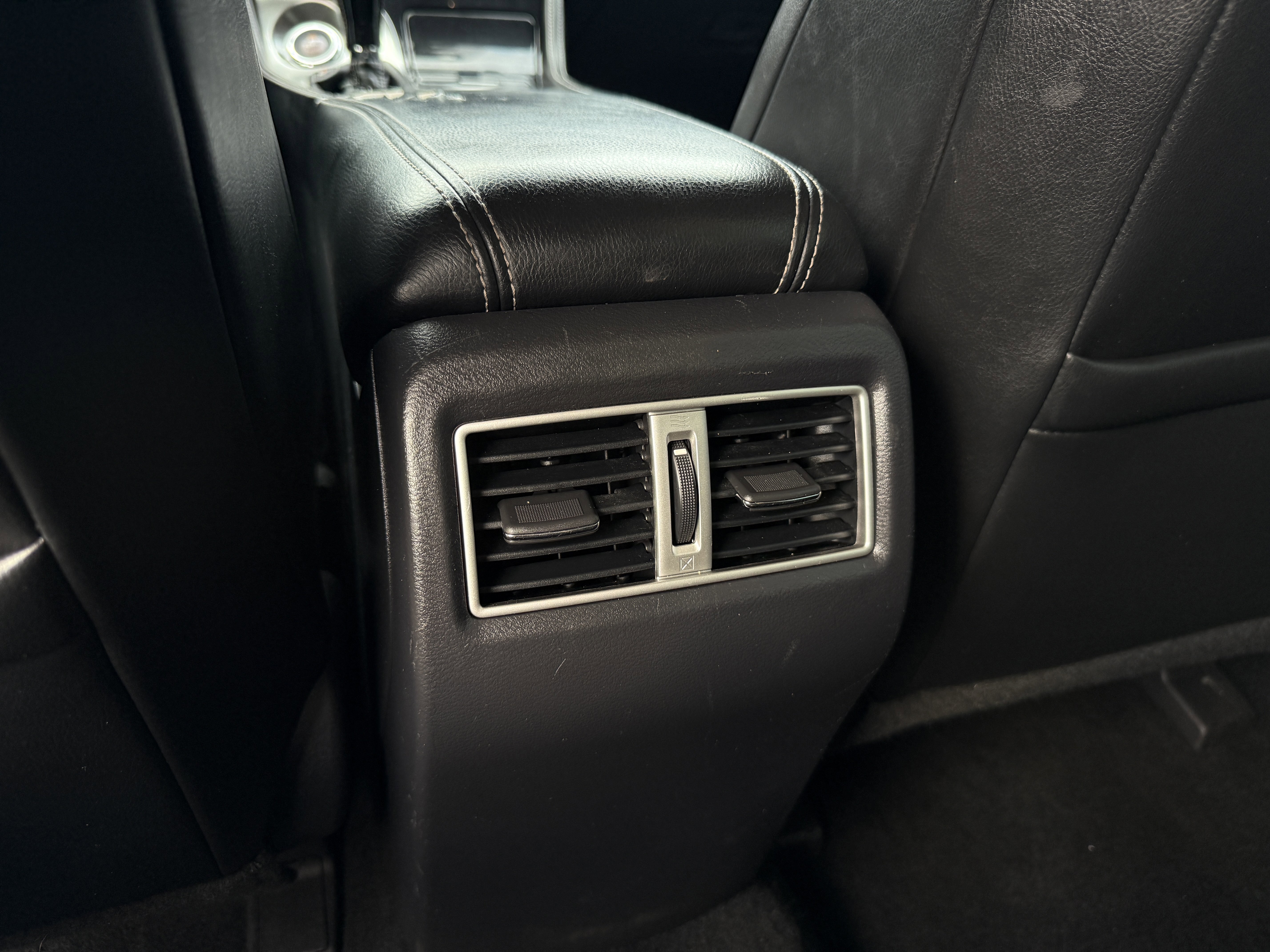 Used 2018 Nissan Maxima 3.5 SV image 34