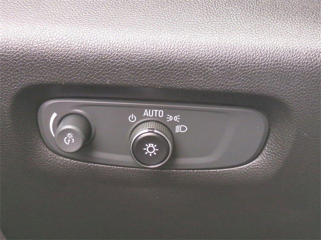 Used 2018 Chevrolet Traverse LS image 18